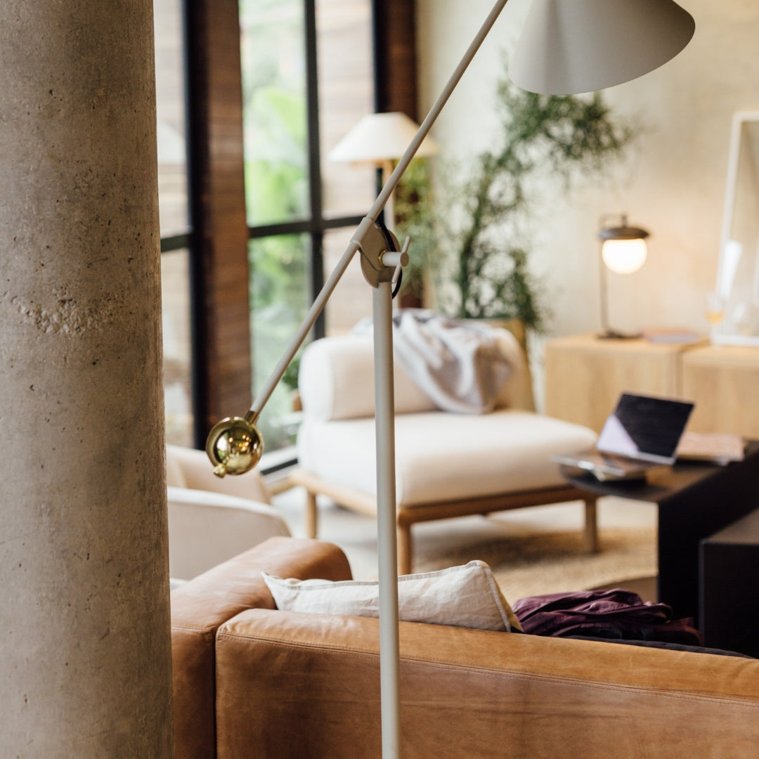 Lámpara de piso Sédum