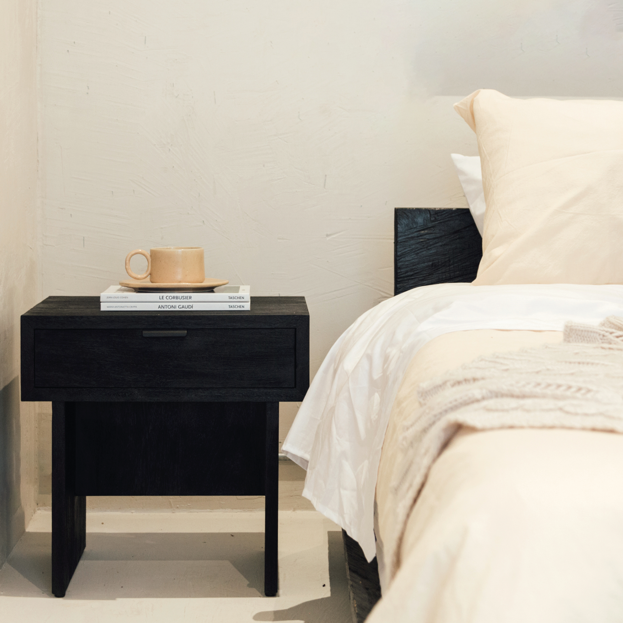 Cama Octantis