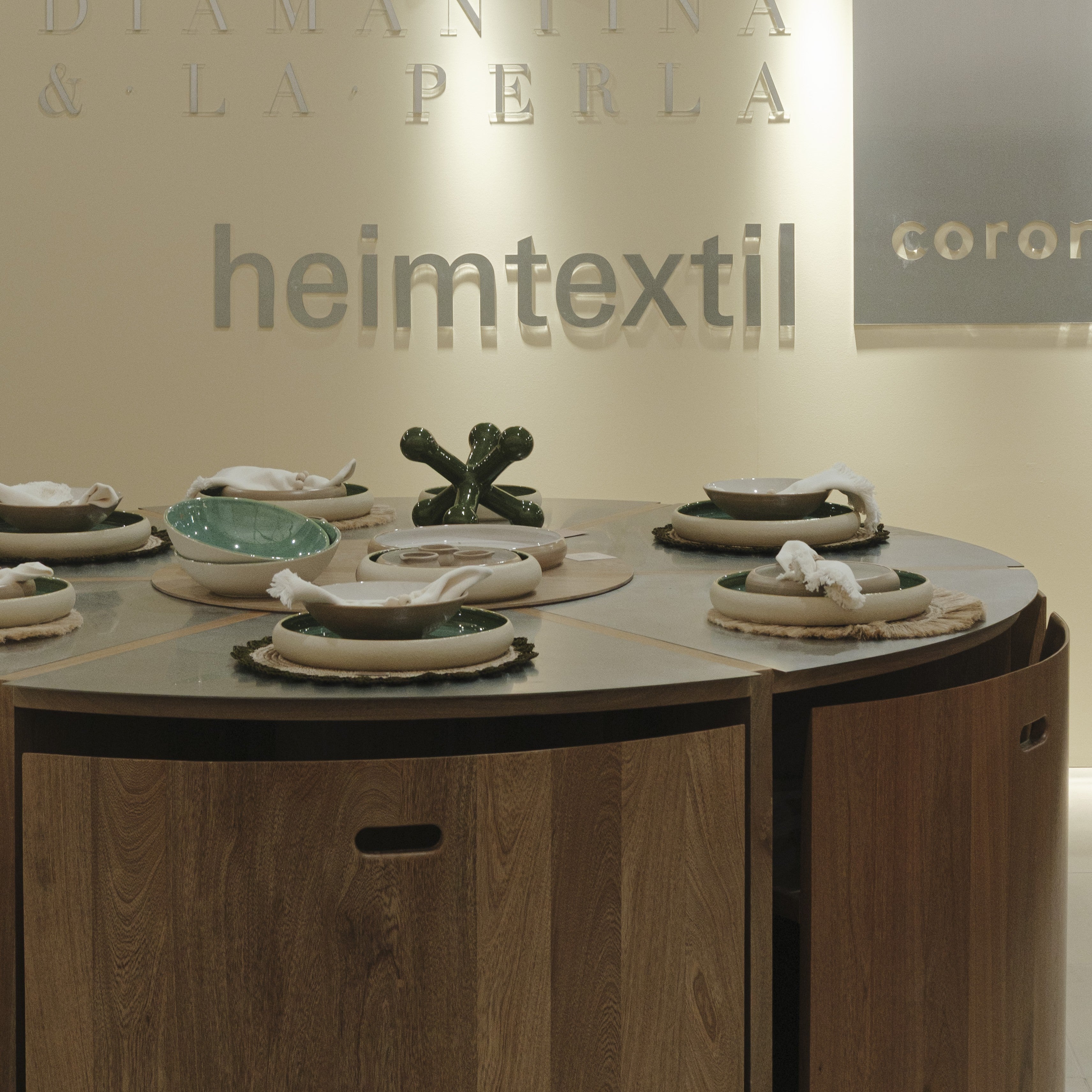 Mesa de comedor Giro