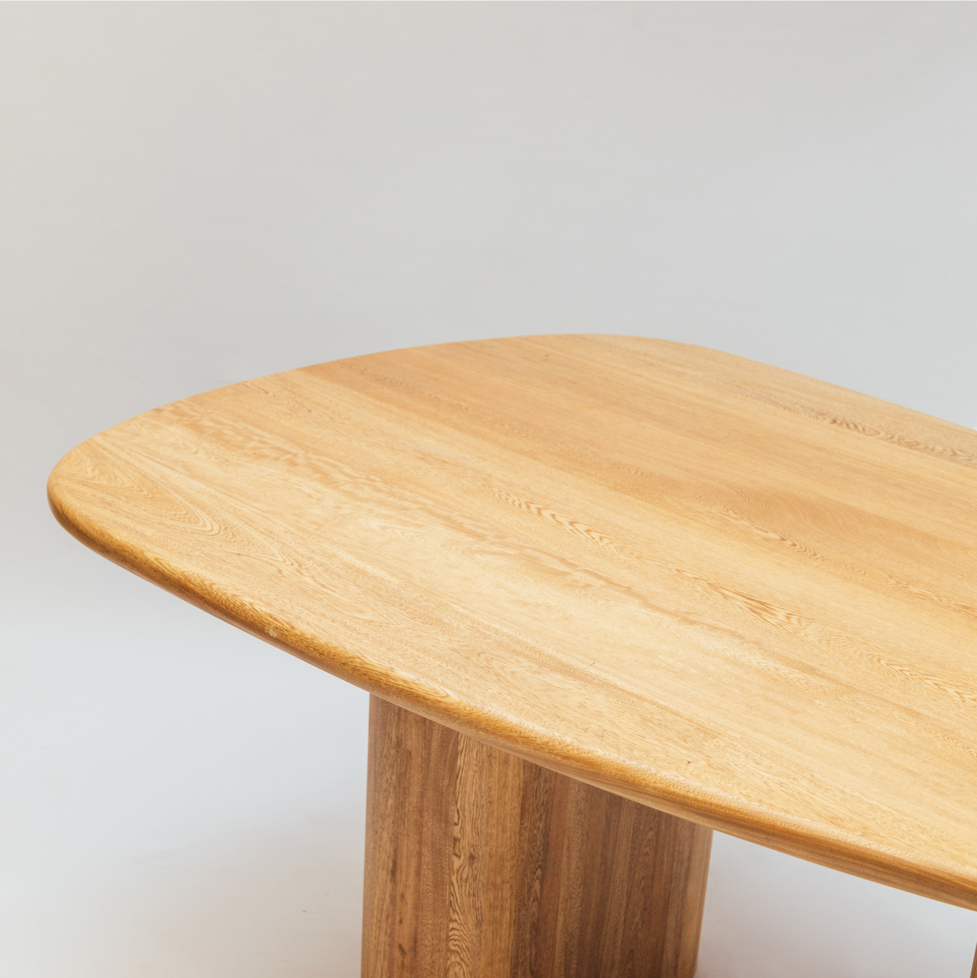 Mesa de comedor Oceanía