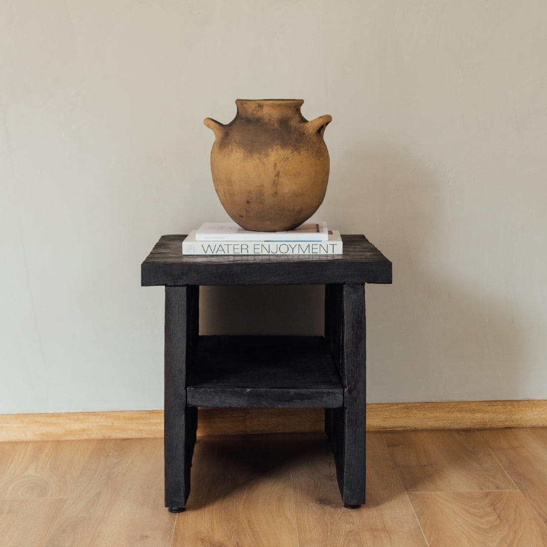 Mesa de noche Caetano