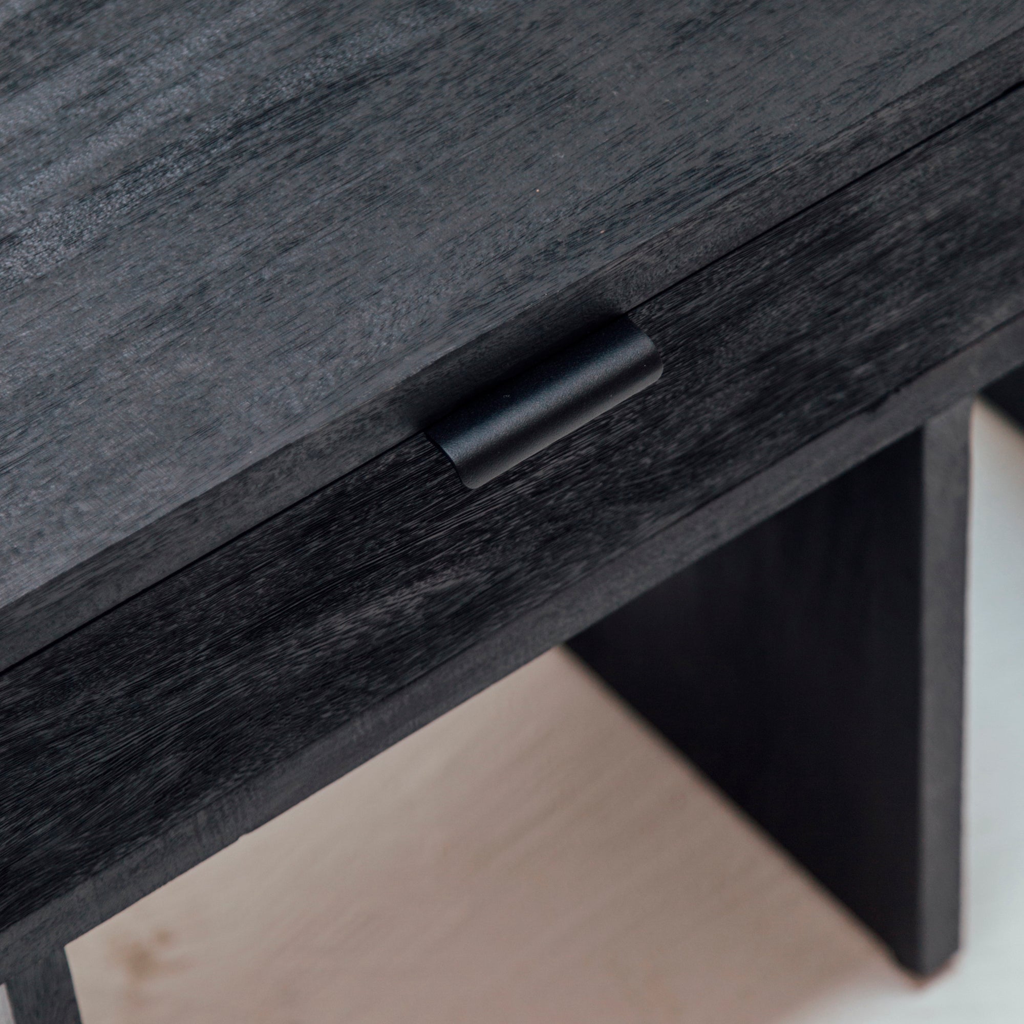 Mesa de noche Canea | Entrega Inmediata Medellín