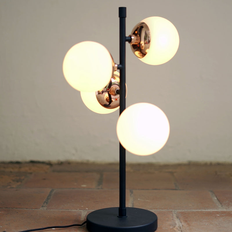 Lámpara de mesa Camelia